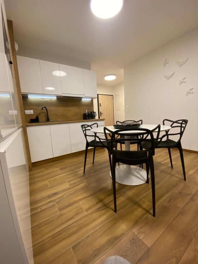 Vip Polo Apartment Гливице Екстериор снимка